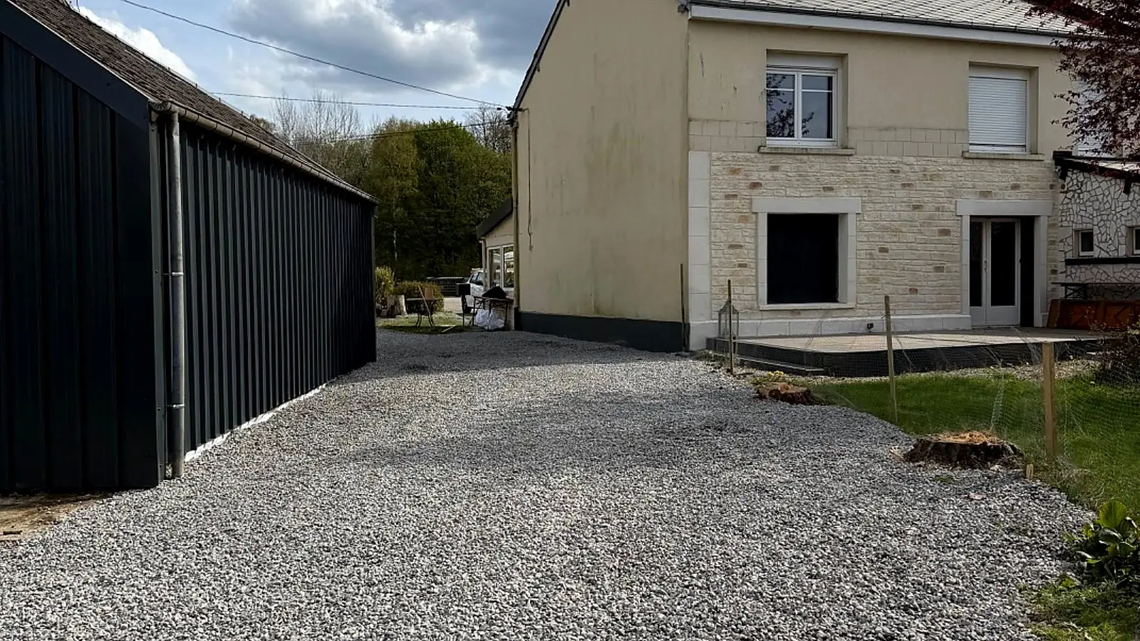 Accès et cour après travaux